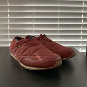 Teva ReEmber Slip-On Slippers, Deep Red, Size 12 M US
